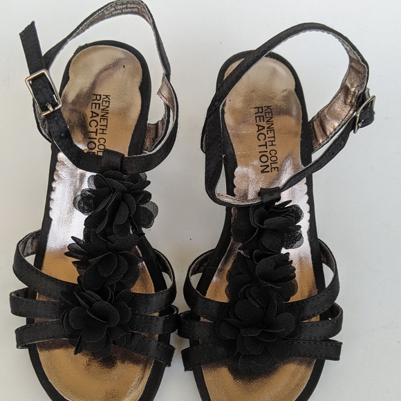 Girls heels - Picture 4 of 5